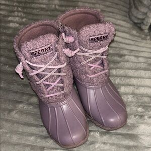 Sperry Lavendar Fur Duck boots